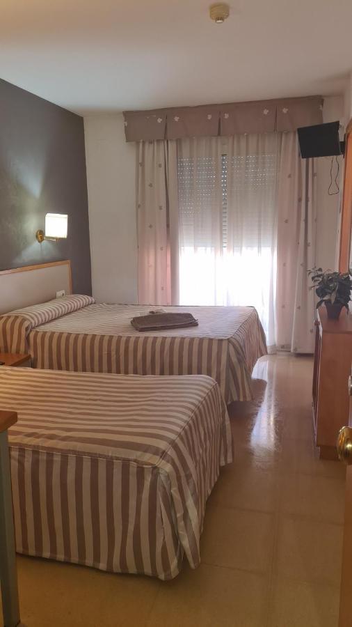 Hotel Cosmos Tarragona Ngoại thất bức ảnh