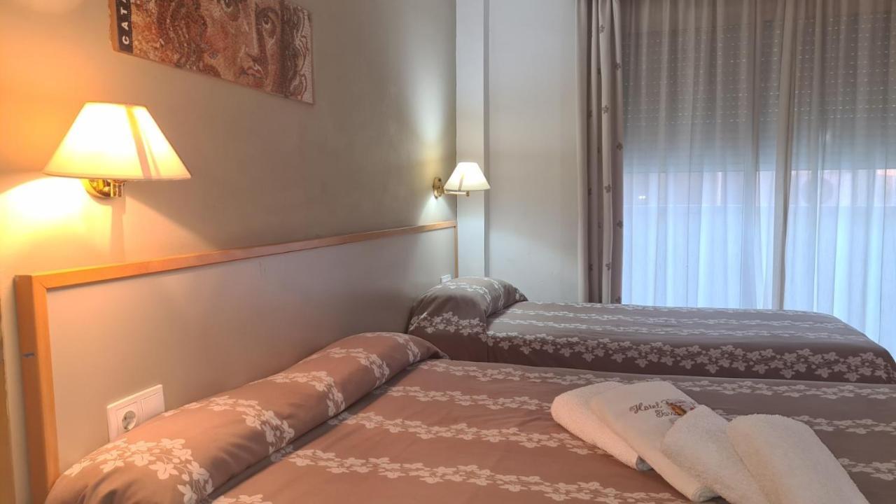 Hotel Cosmos Tarragona Ngoại thất bức ảnh
